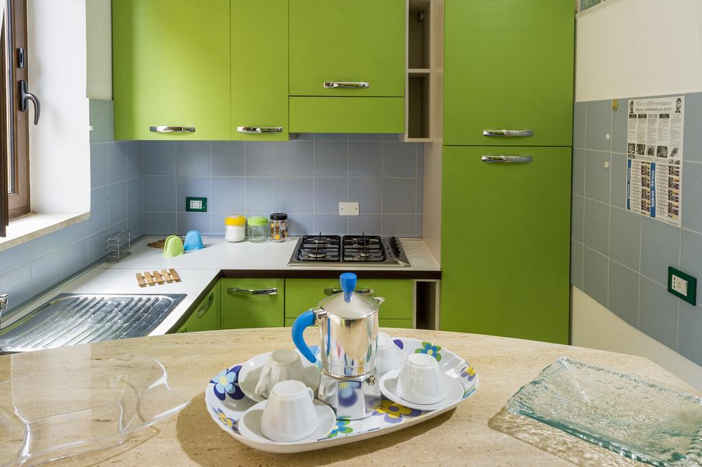 L'Accogliente Apartment Castellammare del Golfo Luaran gambar