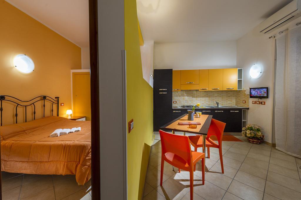 L'Accogliente Apartment Castellammare del Golfo Luaran gambar