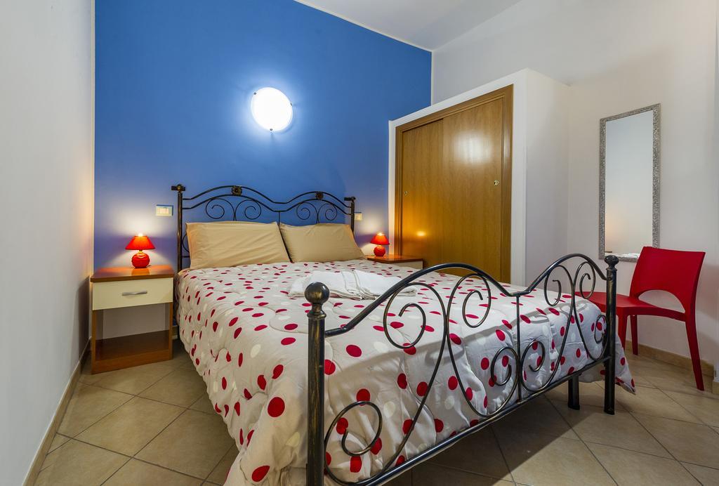L'Accogliente Apartment Castellammare del Golfo Luaran gambar